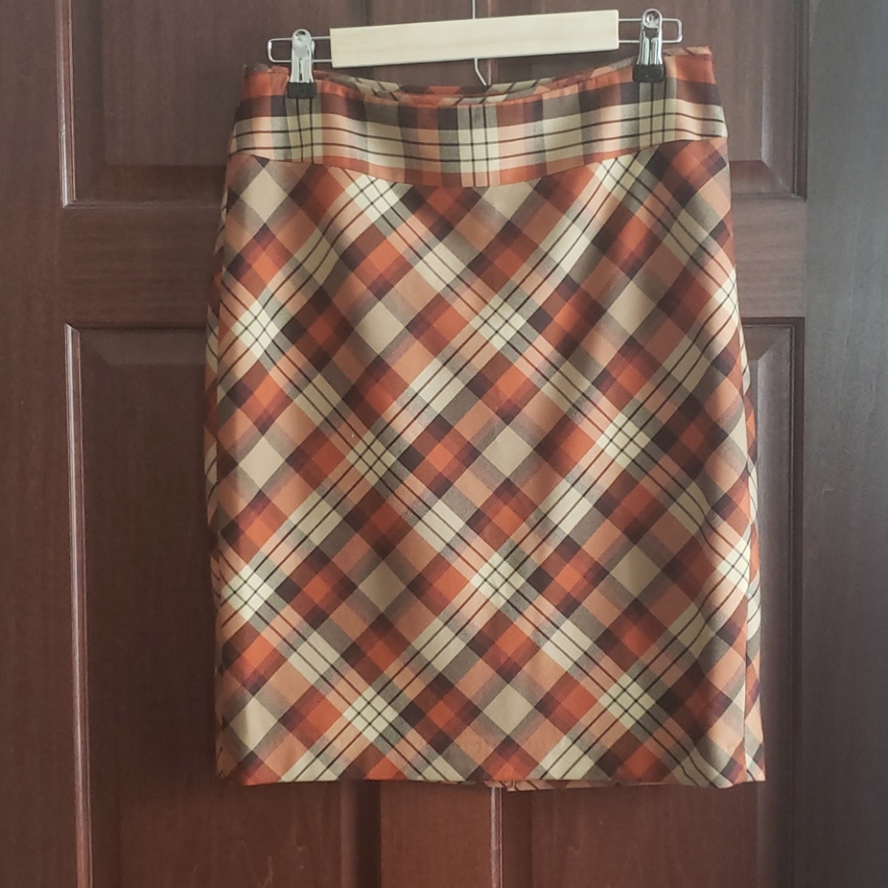 The Limited Pencil Skirt